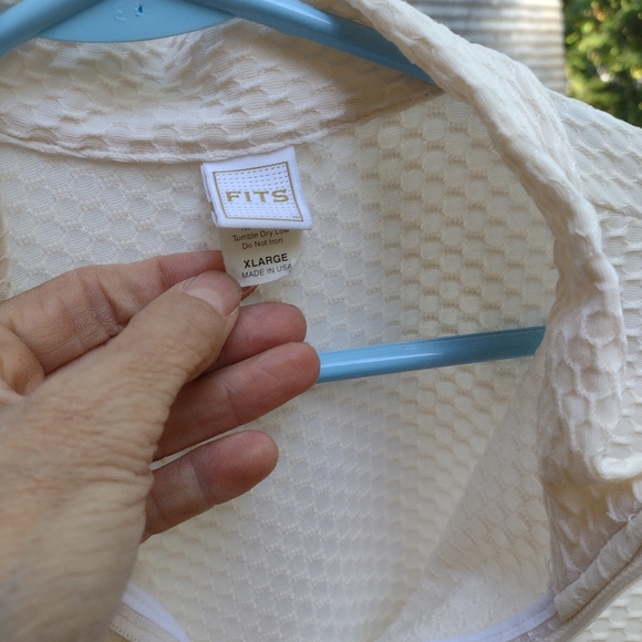 XL FITS cream waffle weave zip front short sleeve shirt Equestrian 🐎 - Picture 2 of 4